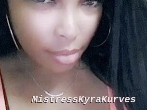 MistressKyraKurves