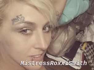 MistressRoxxiSmith