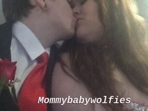 Mommybabywolfies