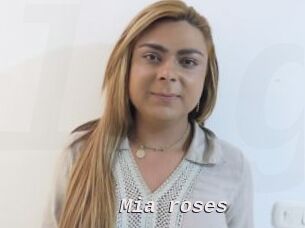 Mia_roses