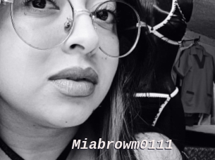 Miabrowm0111