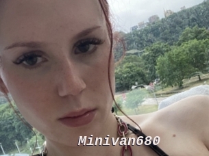 Minivan680