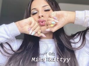 Miss_kittyy