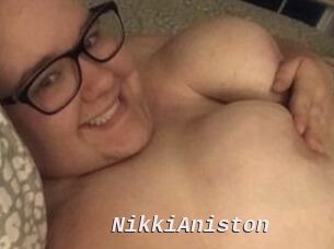 Nikki_Aniston