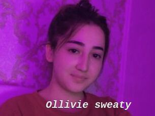 Ollivie_sweaty