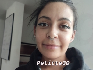 Petitte30