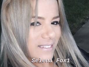 Selena_Fox1