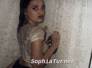 Sophia_Turner
