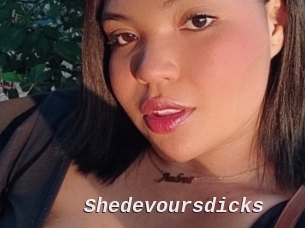 Shedevoursdicks