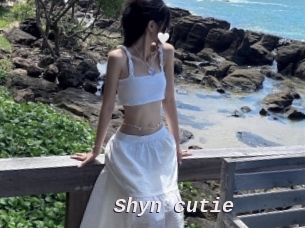 Shyn_cutie