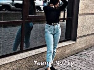 Teeny_Molly