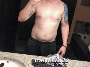 ToeKNEE112