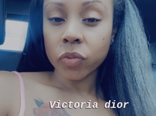 Victoria_dior